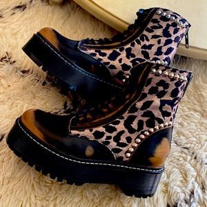 NIB Steve Madden Activated Lace-Up Boot in Leopard